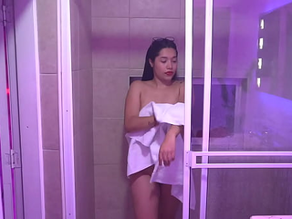 Come And See Linda Houston Taking A Hot Shower, Cleaning Up Herself