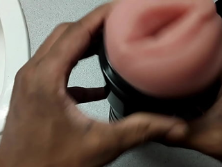 Unboxing And Fucking My New Fleshlight!