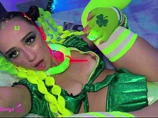 Playful And Bold Lily Jordan Owns The Night In A High-Energy Rave!